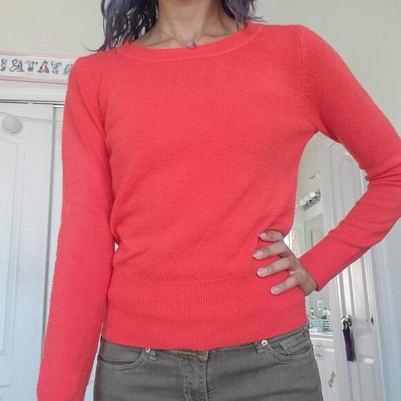 simple bright orange round neck sweater - Picture 1 of 4